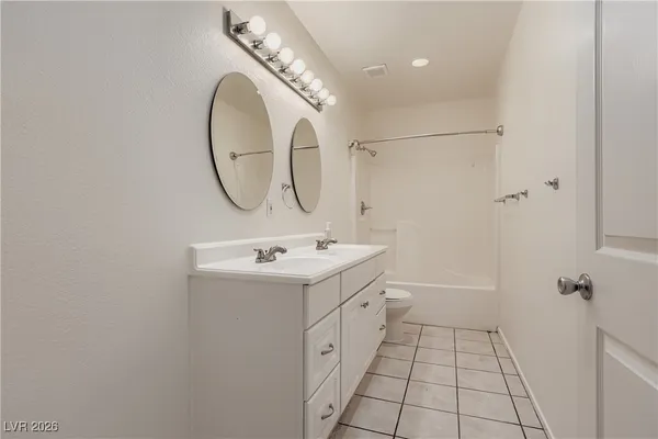 $1,800 | 501 West Van Buren Avenue, Las Vegas, NV 89106