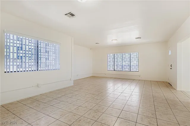 $2,000 | 501 West Van Buren Avenue, Las Vegas, NV 89106