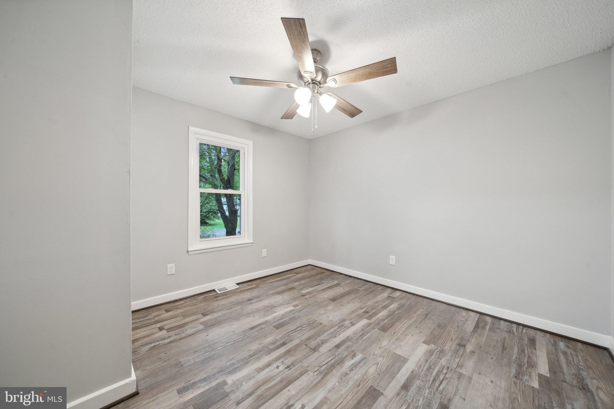 232 Chrystal Road Colonial Beach, VA 22443 - Photo 25 of 45 Gallery Image 25