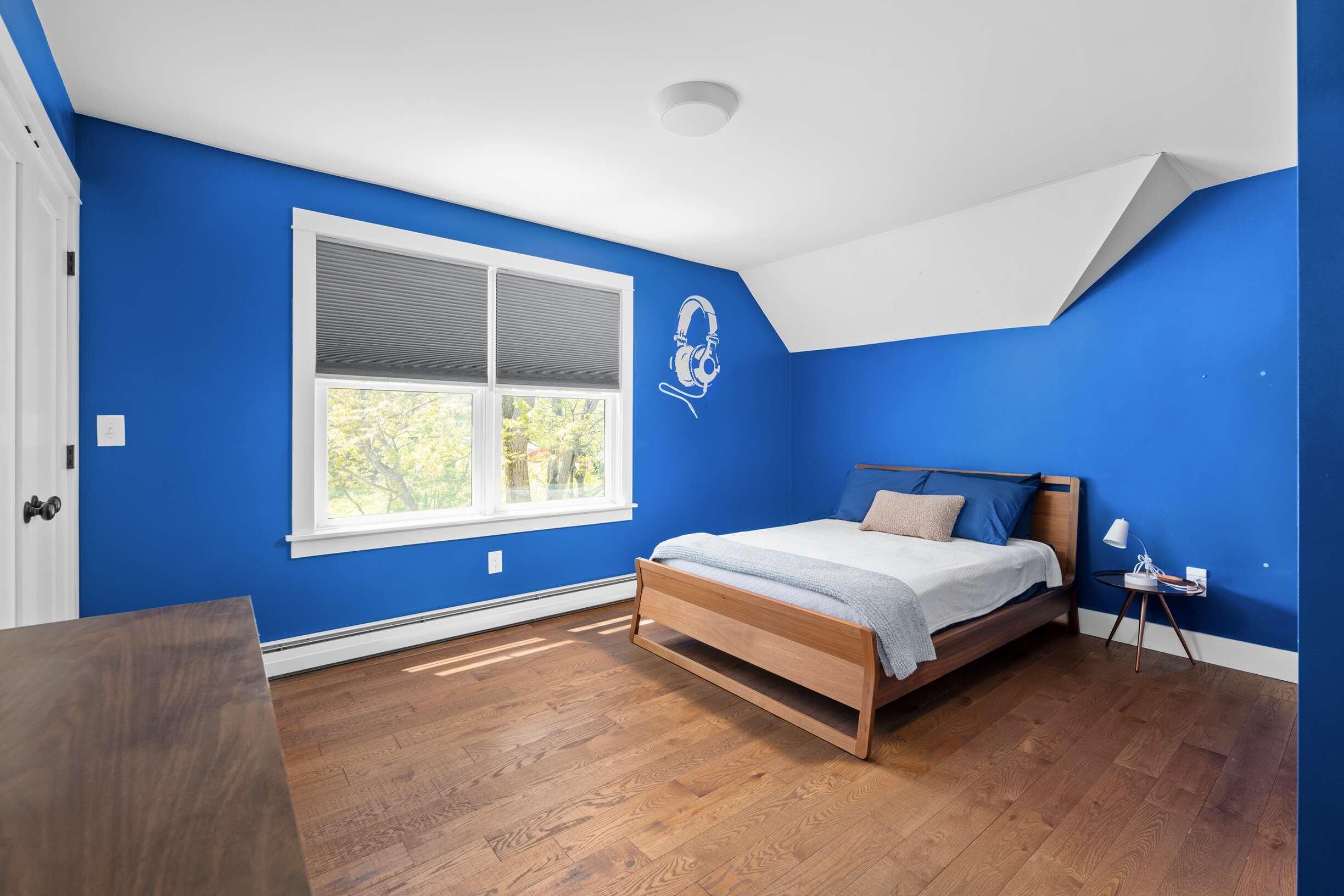 59 Underwood Road Falmouth, ME 04105 - Photo 27 of 35 guest bedroom 1