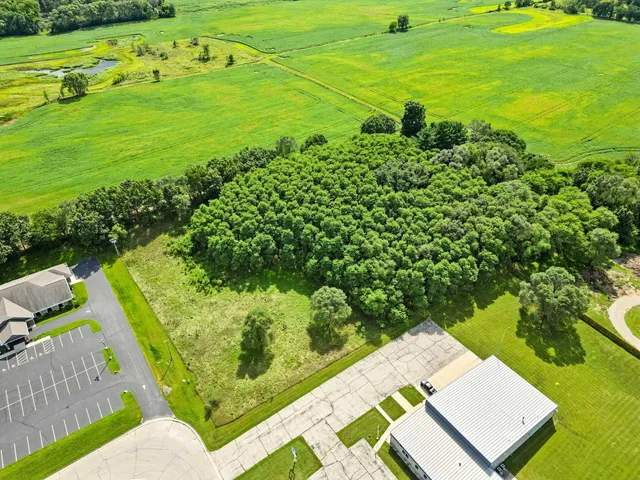 $279,900 | Lot 3 Gillette, Pardeeville, WI 53954