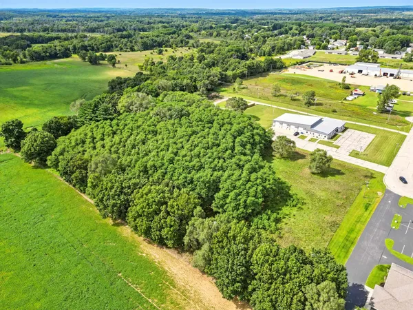 $279,900 | Lot 3 Gillette, Pardeeville, WI 53954