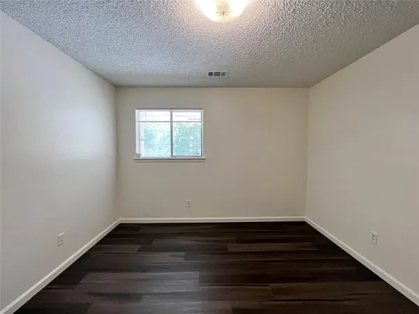 $1,450 | 1150 Suburban Street, Cedar Hill, TX 75104