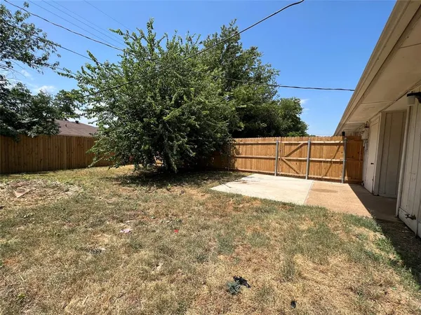 $1,450 | 1150 Suburban Street, Cedar Hill, TX 75104