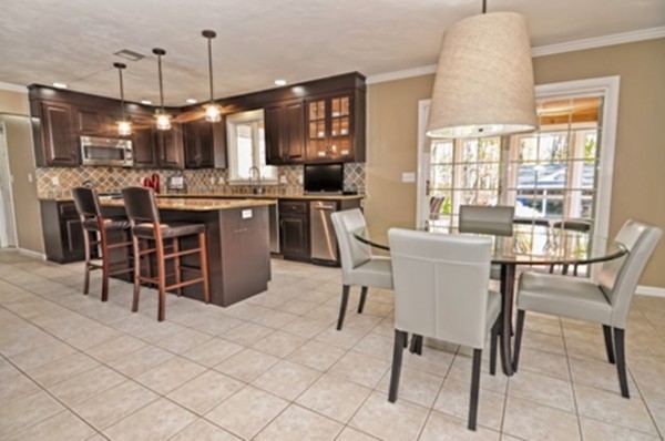9 Little Tree Road Medway, MA 02053 - Photo 11 of 30 Gallery Image 11