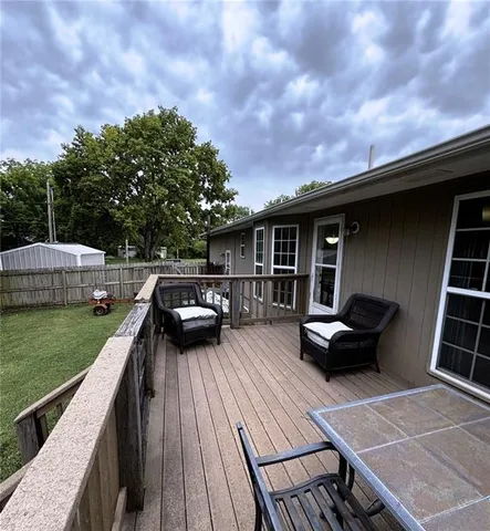 $280,000 | 113 Mulberry Street, Humboldt, KS 66748