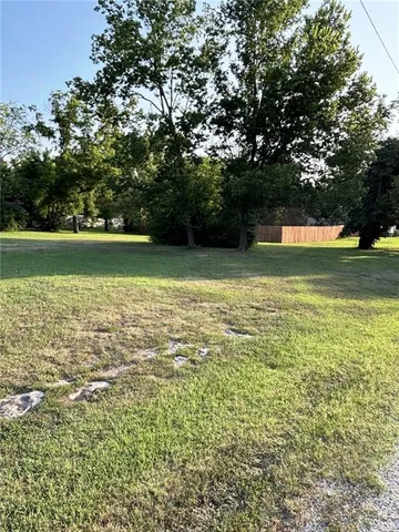 $280,000 | 113 Mulberry Street, Humboldt, KS 66748