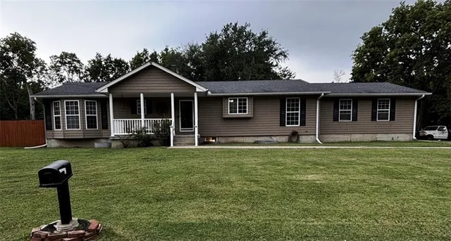 $280,000 | 113 Mulberry Street, Humboldt, KS 66748
