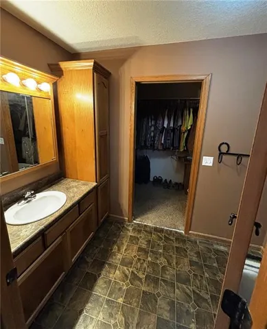 $280,000 | 113 Mulberry Street, Humboldt, KS 66748