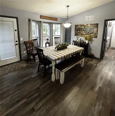 $280,000 | 113 Mulberry Street, Humboldt, KS 66748