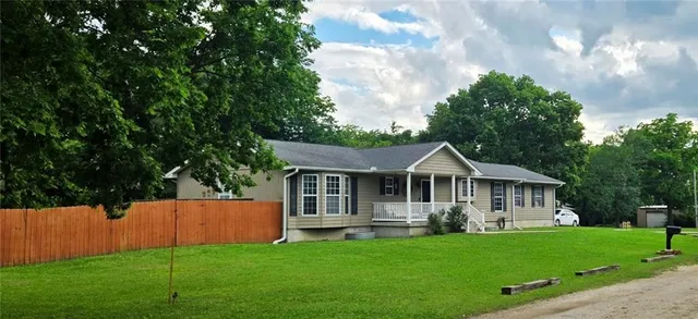 $280,000 | 113 Mulberry Street, Humboldt, KS 66748