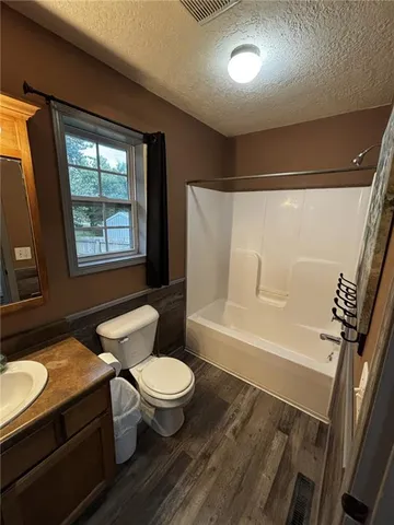 $280,000 | 113 Mulberry Street, Humboldt, KS 66748