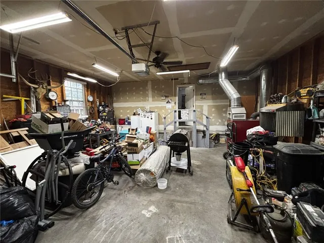 $280,000 | 113 Mulberry Street, Humboldt, KS 66748