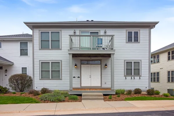$495,000 | 211 Garden Terrace, Unit D, Douglas, MI 49406