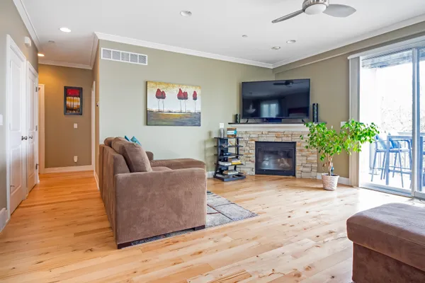 $495,000 | 211 Garden Terrace, Unit D, Douglas, MI 49406