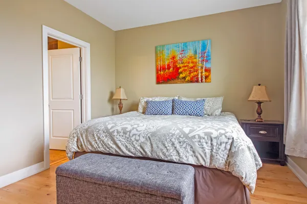 $495,000 | 211 Garden Terrace, Unit D, Douglas, MI 49406