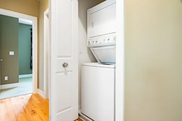 $495,000 | 211 Garden Terrace, Unit D, Douglas, MI 49406