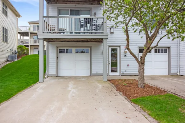 $495,000 | 211 Garden Terrace, Unit D, Douglas, MI 49406