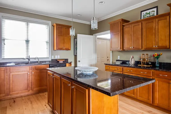 $495,000 | 211 Garden Terrace, Unit D, Douglas, MI 49406