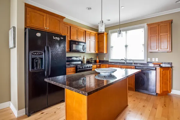 $495,000 | 211 Garden Terrace, Unit D, Douglas, MI 49406
