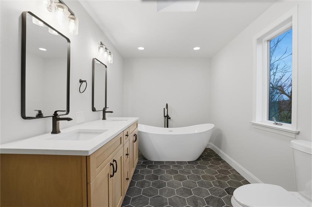 223 Vaneal Road Washington, PA 15301 - Photo 21 of 48