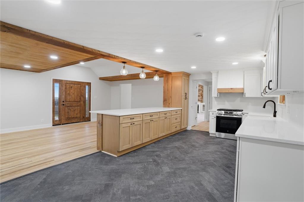 223 Vaneal Road Washington, PA 15301 - Photo 4 of 48