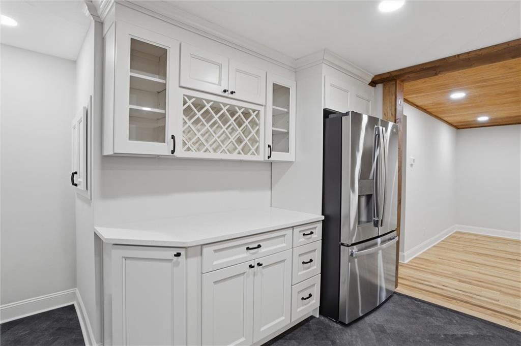 223 Vaneal Road Washington, PA 15301 - Photo 10 of 48