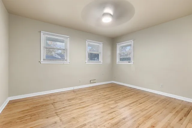 $185,000 | 336 Kenilworth Drive, Rockford, IL 61108