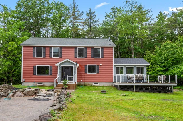 $510,000 | 6 Rainbow Drive, Ossipee, NH 03864