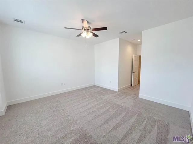 $2,600 | 608 Lake Shelf Drive, Baton Rouge, LA 70820