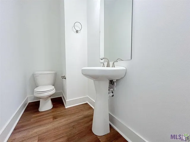 $2,600 | 608 Lake Shelf Drive, Baton Rouge, LA 70820