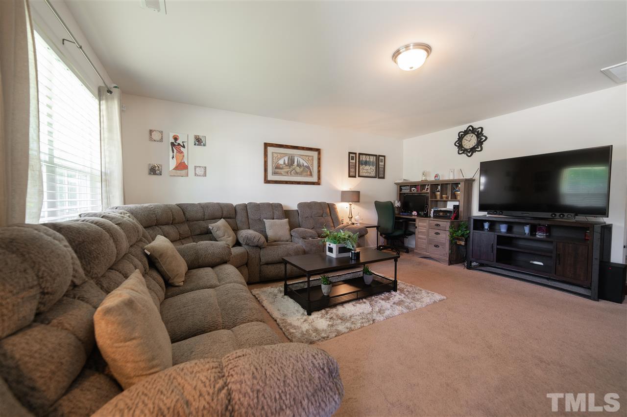1532 Ricochet Drive Raleigh, NC 27610 - Photo 2 of 16 Gallery Image 2