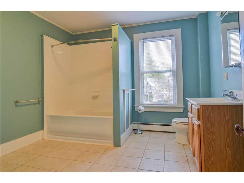 116 Rochester Street, Unit 116 Westbrook, ME 04092 - Photo 31 of 34 Bathroom.