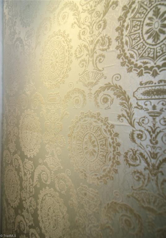 710 Brookside Drive High Point, NC 27262 - Photo 11 of 27