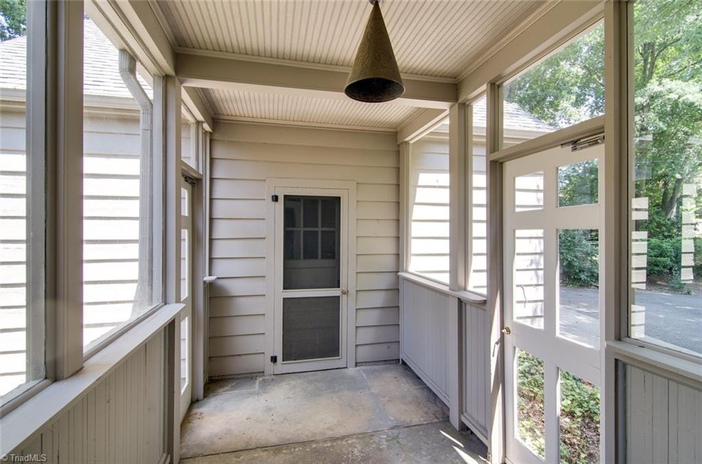 710 Brookside Drive High Point, NC 27262 - Photo 24 of 27