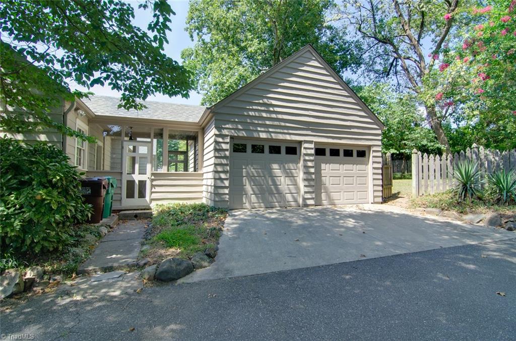 710 Brookside Drive High Point, NC 27262 - Photo 25 of 27