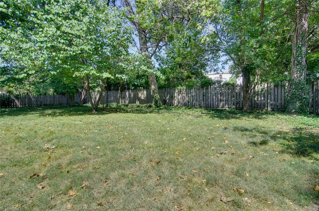 710 Brookside Drive High Point, NC 27262 - Photo 26 of 27