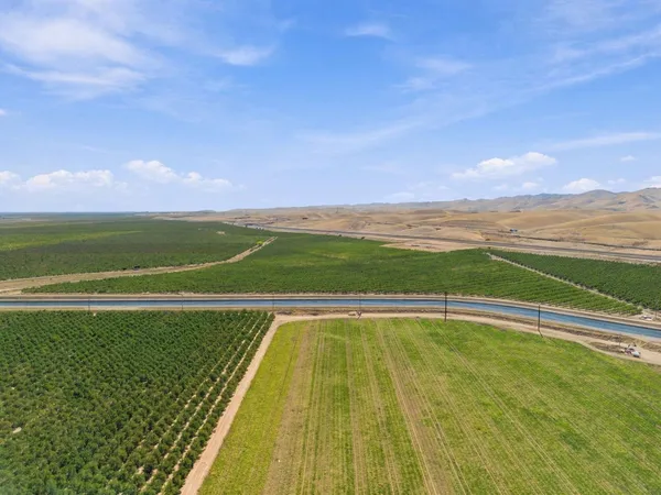 $4,375,000 | 1 Highway 5 Highway, Patterson, CA 95363