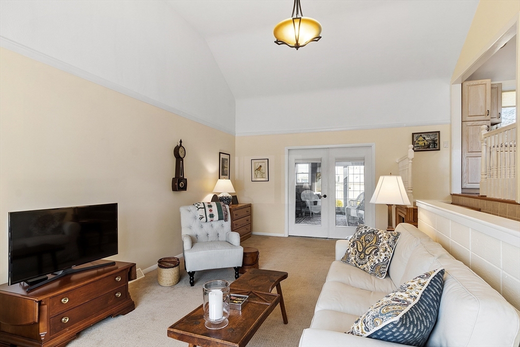 59 Porter Road Marlborough, MA 01752 - Photo 4 of 35 Gallery Image 4