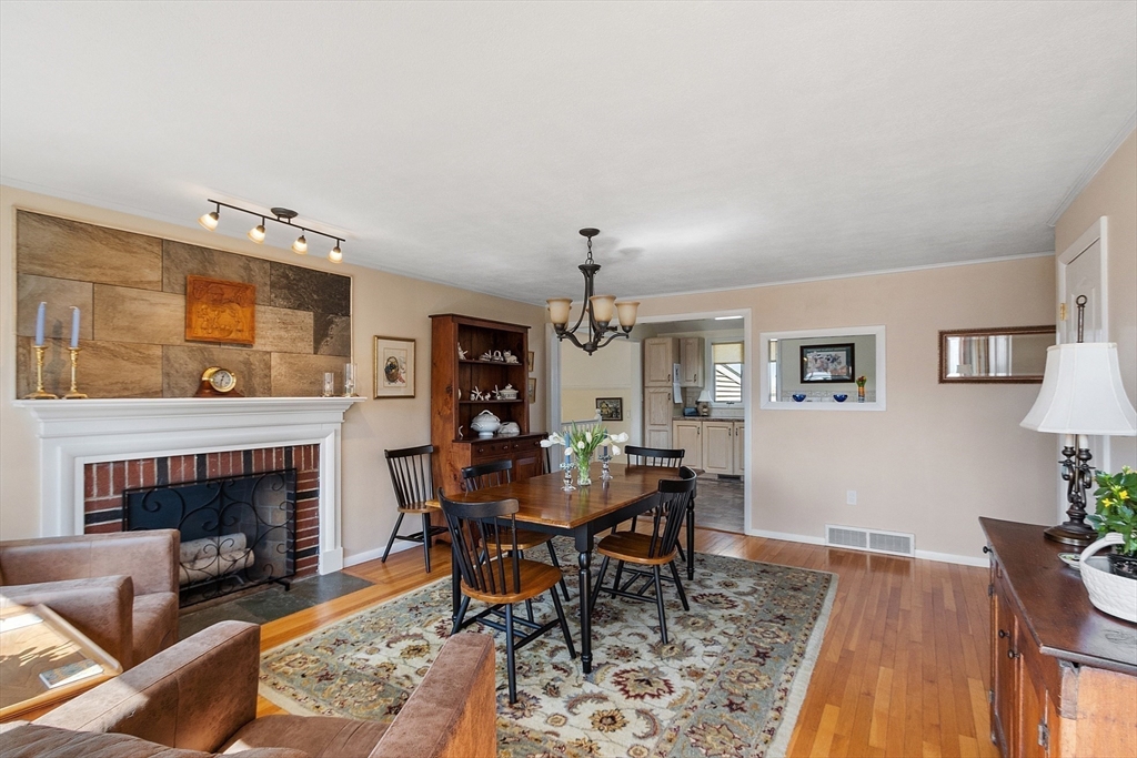59 Porter Road Marlborough, MA 01752 - Photo 9 of 35 Gallery Image 9