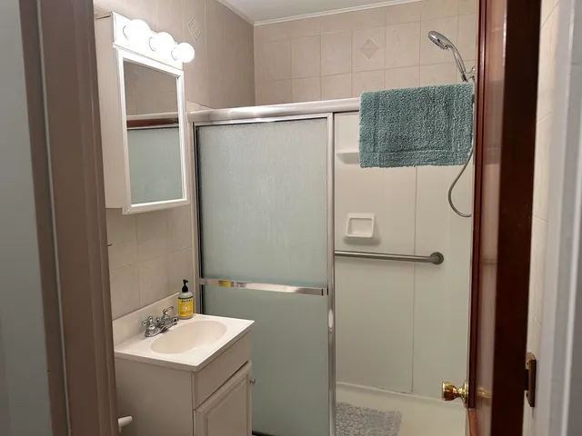 $2,200 | 67 Cable Road, Rye, NH 03870