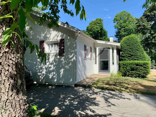 $2,200 | 67 Cable Road, Rye, NH 03870