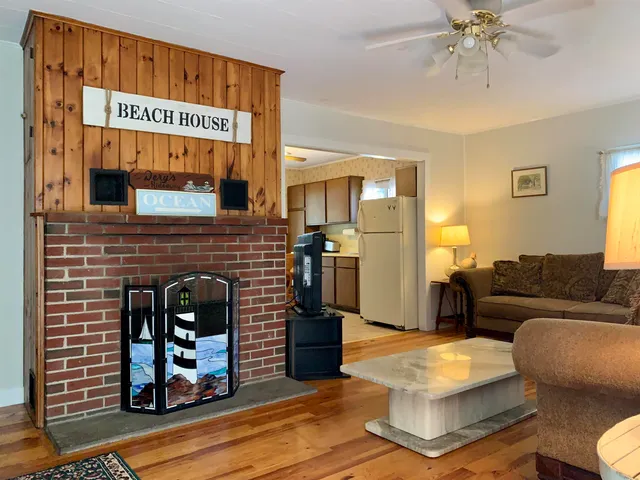 $2,200 | 67 Cable Road, Rye, NH 03870