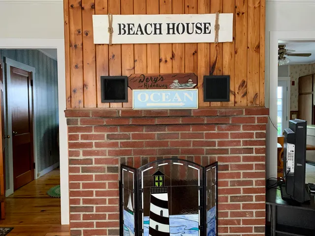 $2,200 | 67 Cable Road, Rye, NH 03870