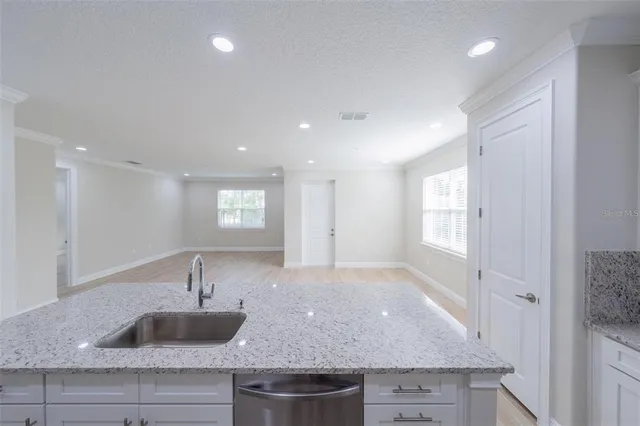 $390,000 | 8412 Southeast 160th Place, Summerfield, FL 34491