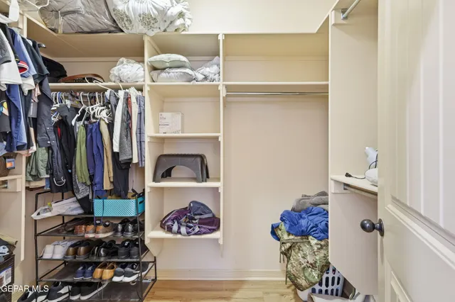 a view of a house with a snow on the road