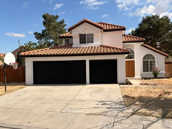 $459,900 | 1840 East Newgrove Street, Lancaster, CA 93535