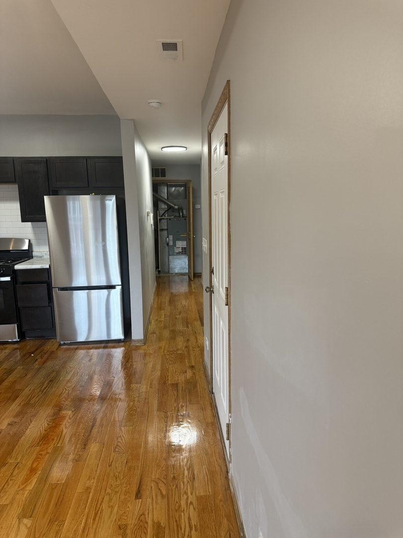 1114 South Albany Avenue, Unit 2 Chicago, IL 60612 - Photo 4 of 10