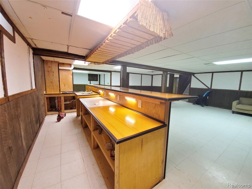 3814 Common Road Warren, MI 48092 - Photo 46 of 61