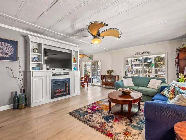 $315,000 | 68 Connie Drive, Crawfordville, FL 32327